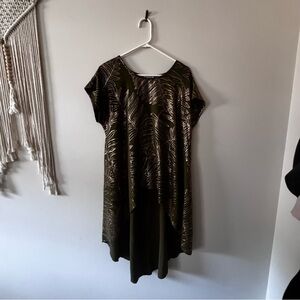 Cha Cha Vente Olive High-Low Shirt with Gold Leaf Pattern